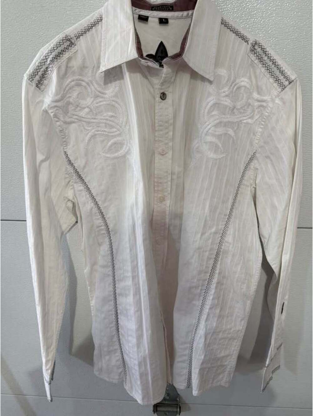 Roar Strength Refined Men's Embroidered Button Down Shirt - Size L